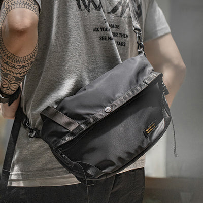 Outdoor Multifunctional Men’s Shoulder Messenger Bag